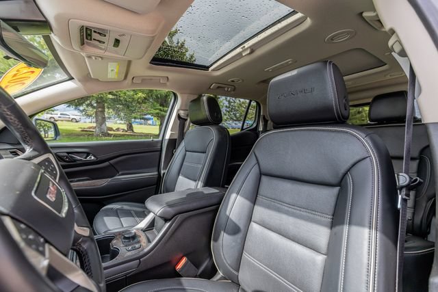 Used 2023 GMC Acadia Denali w/ Black Diamond Edition AWD/4WD image 13
