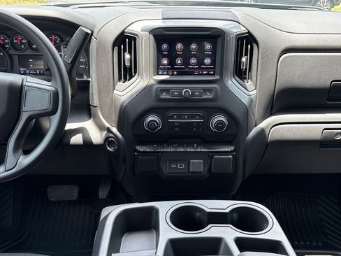 Used 2026 Chevrolet Silverado 1500 Custom w/ LPO, Dark Essentials Package AWD/4WD image 14