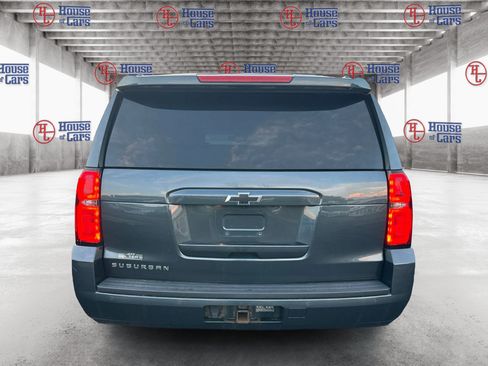 Used 2019 Chevrolet Suburban LT AWD/4WD image 6