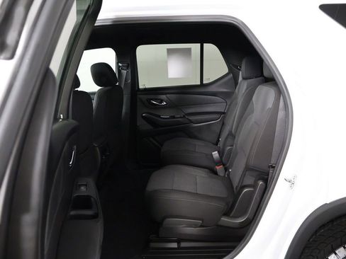 Used 2022 Chevrolet Traverse LT AWD/4WD image 32