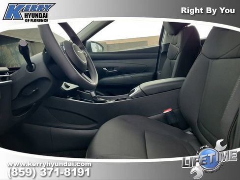 New 2026 Hyundai Tucson SE image 15