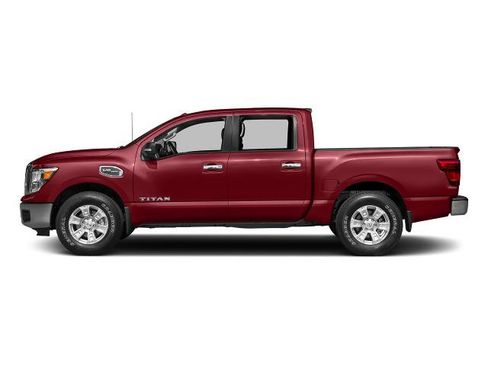 Used 2017 Nissan Titan SV image 30