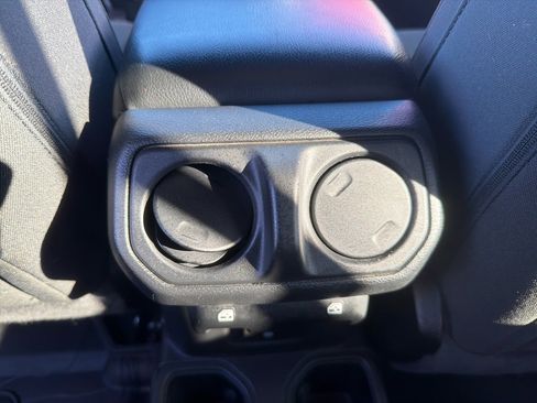 Used 2023 Jeep Wrangler Unlimited Rubicon w/ Steel Bumper Group image 17