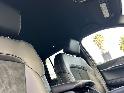 New 2026 Jeep Grand Cherokee Altitude image 16