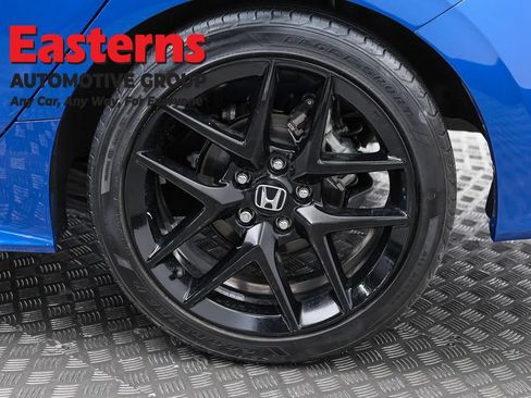 Used 2024 Honda Civic Sport image 32