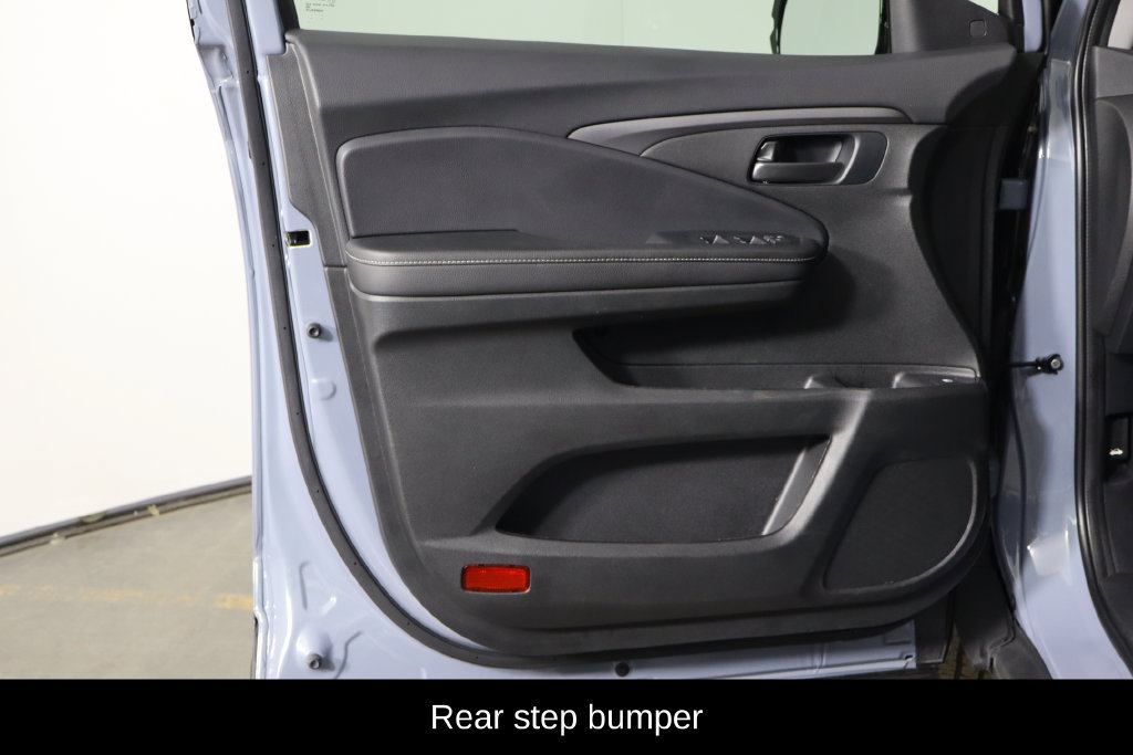Used 2025 Honda Ridgeline Sport image 18