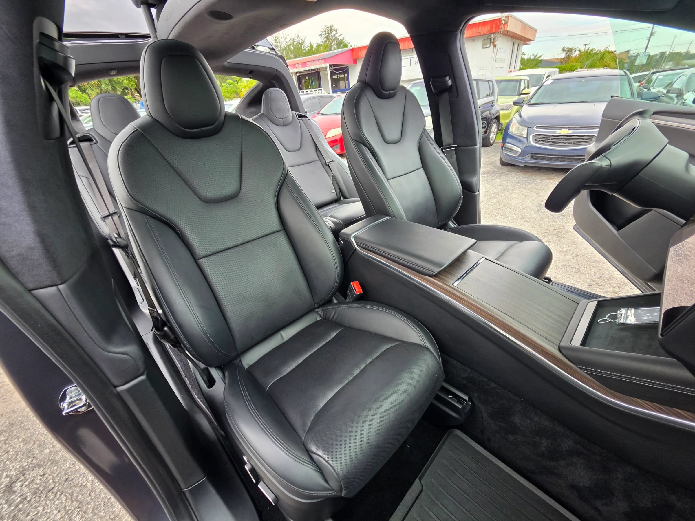 Used 2022 Tesla Model X AWD/4WD image 18