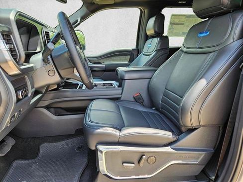 New 2026 Ford F250 Platinum w/ Tremor Off-Road Package AWD/4WD image 4
