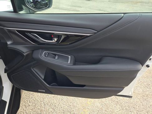 Certified 2023 Subaru Outback Limited image 5