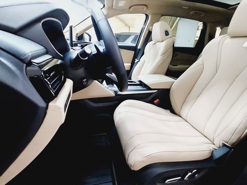 New 2026 Acura MDX SH-AWD image 35