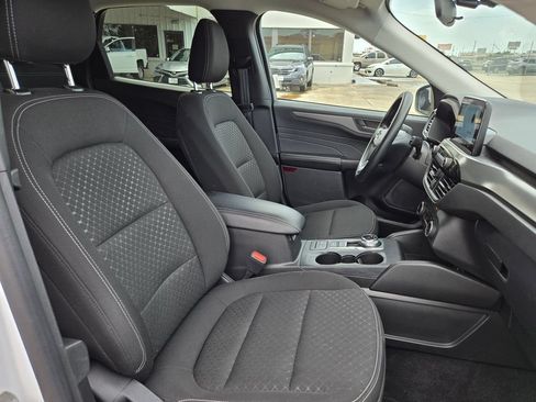 Used 2025 Ford Escape Active AWD/4WD image 32