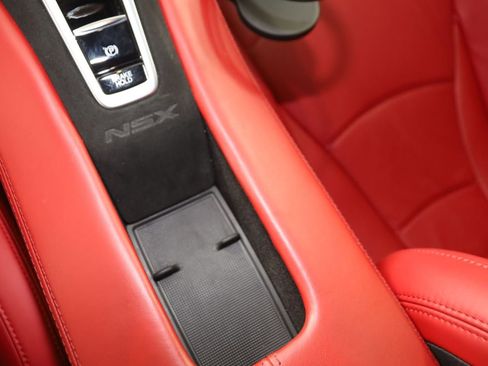 Used 2021 Acura NSX AWD/4WD image 39