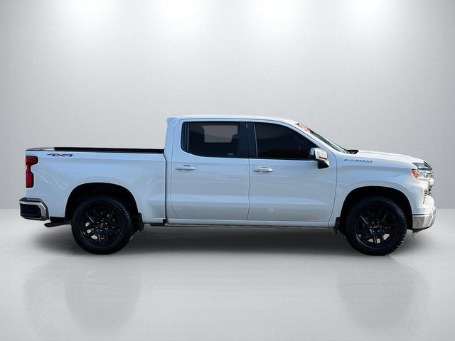 Used 2023 Chevrolet Silverado 1500 LT AWD/4WD image 10