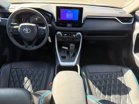 Certified 2023 Toyota RAV4 LE AWD/4WD image 10