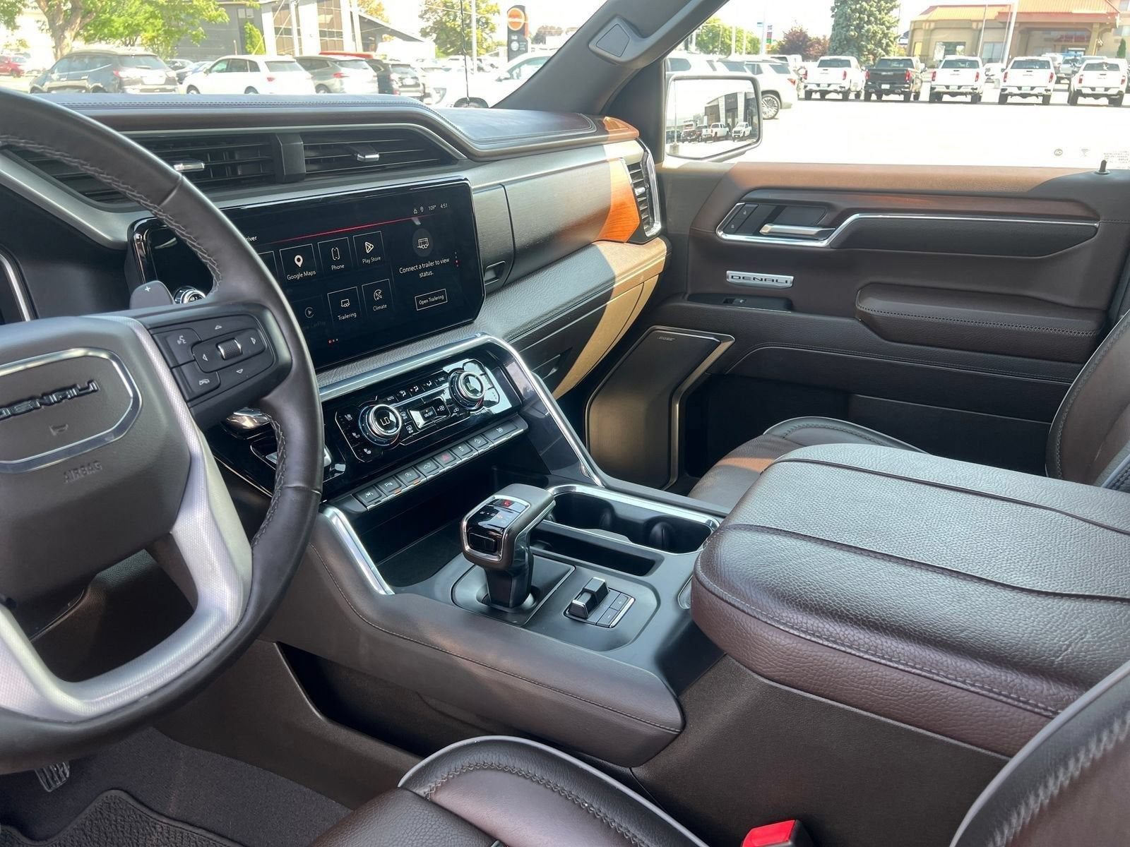 Used 2024 GMC Sierra 1500 Denali w/ Denali Reserve Package AWD/4WD image 35