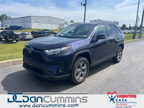 Used 2024 Toyota RAV4 XLE FWD image 1