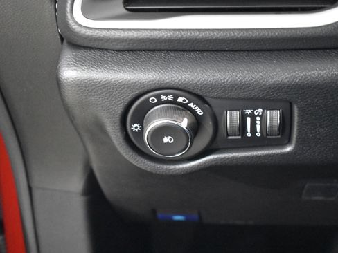 New 2026 Chrysler Pacifica Select image 15