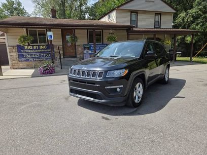 Used 2018 Jeep Compass Latitude w/ Cold Weather Group