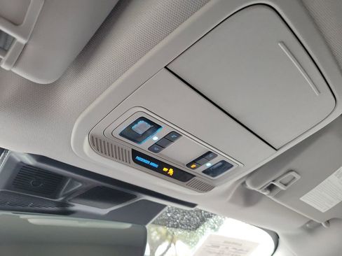 Used 2025 Ford Mustang Mach-E Select image 29