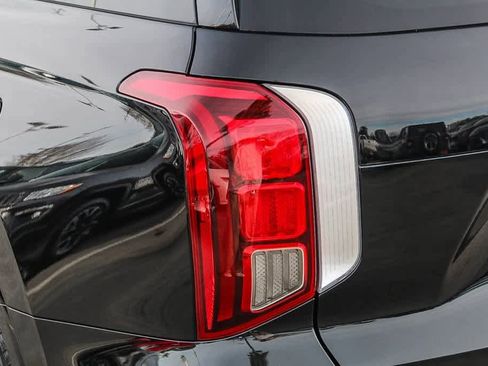 Used 2023 Hyundai Palisade Calligraphy image 9