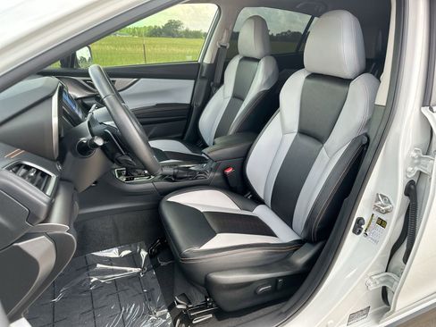 Used 2023 Subaru Crosstrek 2.5i Limited w/ Popular Package #4 image 17