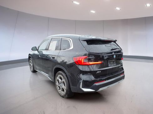 Used 2025 BMW X1 xDrive28i image 3