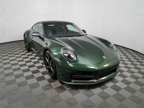 Certified 2026 Porsche 911 Carrera RWD image 25