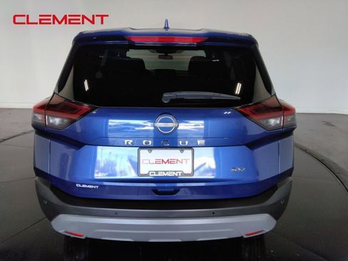 Used 2023 Nissan Rogue SV image 7
