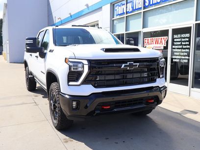 New 2026 Chevrolet Silverado 3500 LT w/ Trail Boss Package