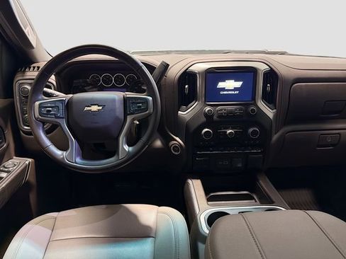 Used 2023 Chevrolet Silverado 3500 LTZ w/ LTZ Convenience Package image 20