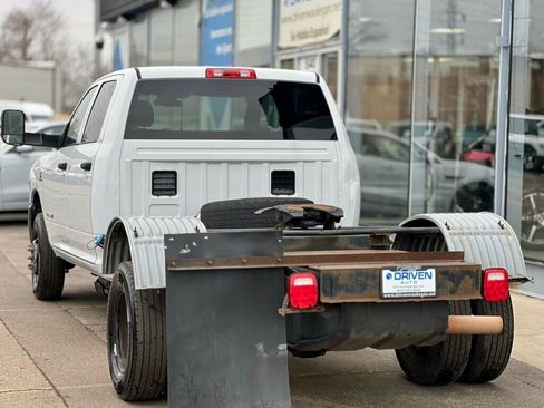 Used 2022 RAM 3500 Tradesman w/ Chrome Appearance Group image 3
