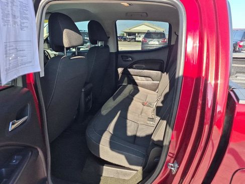 Used 2017 Chevrolet Colorado LT w/ LT Convenience Package AWD/4WD image 12