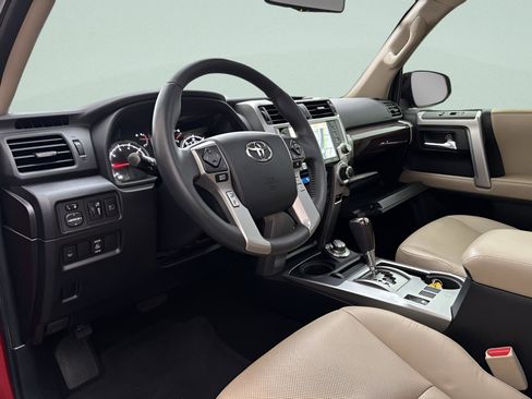 Used 2020 Toyota 4Runner Limited image 13