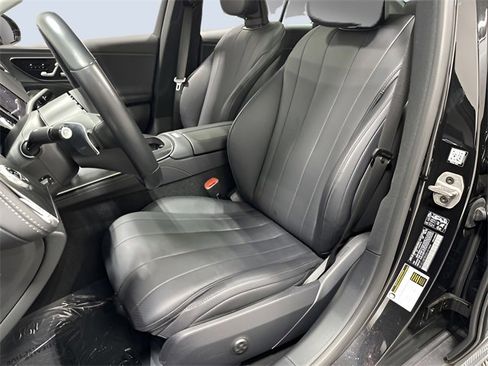 Used 2025 Mercedes-Benz E 450 4MATIC All-Terrain Wagon image 29