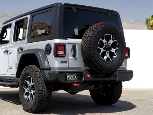 Used 2022 Jeep Wrangler Unlimited Rubicon AWD/4WD image 5