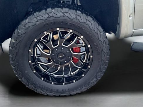 Used 2022 Chevrolet Silverado 1500 RST w/ Safety Package AWD/4WD image 27