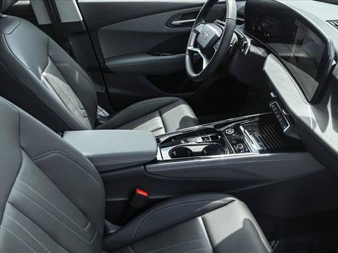 New 2026 Audi Q3 quattro 2.0T AWD/4WD image 27