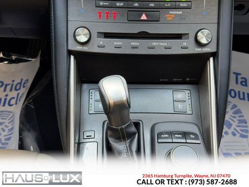 Used 2020 Lexus IS 300 AWD w/ Premium Package image 27