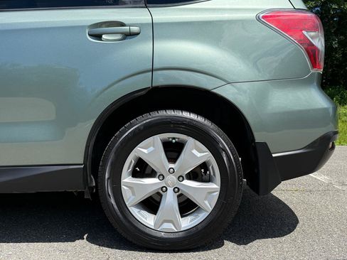 Used 2015 Subaru Forester 2.5i Premium w/ All-Weather Package AWD/4WD image 8