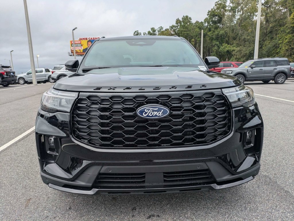 New 2027 Ford Explorer ST-Line RWD image 8