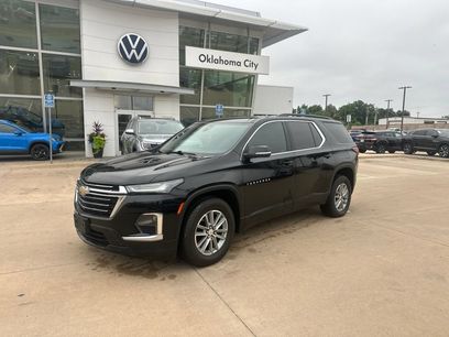 Used 2023 Chevrolet Traverse LT