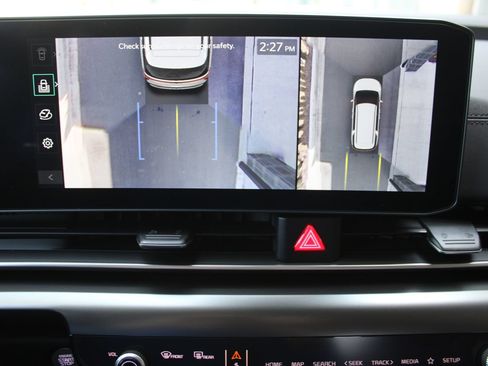 New 2026 Kia Carnival SX w/ SX Dark Edition Package FWD image 62