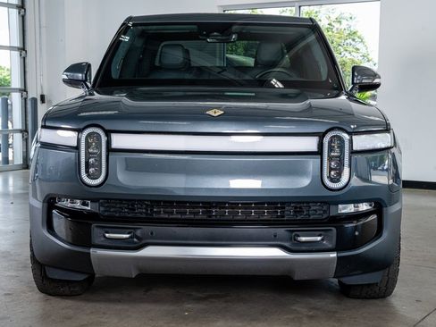 Used 2022 Rivian R1T Launch Edition image 3