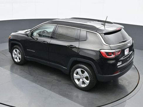 Used 2019 Jeep Compass Latitude AWD/4WD image 19
