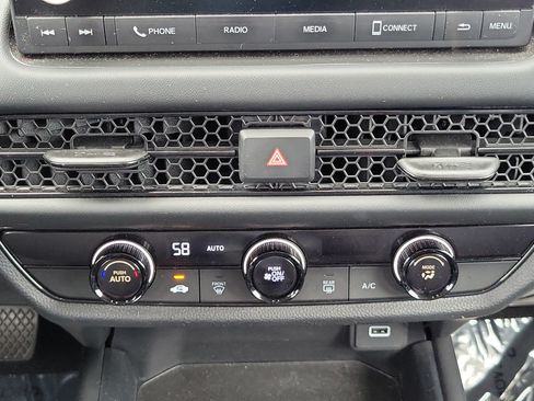 Certified 2024 Honda HR-V LX image 15