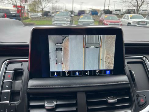 Used 2023 Chevrolet Suburban High Country w/ Premium Package 2 image 43