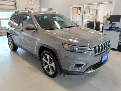 Used 2020 Jeep Cherokee Limited AWD/4WD image 7