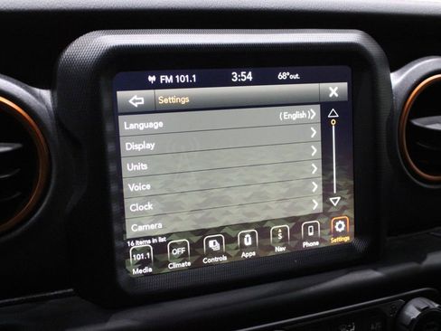 Used 2021 Jeep Gladiator Mojave AWD/4WD image 30