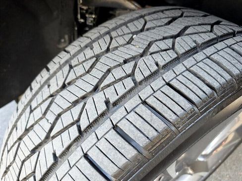 Used 2017 Lincoln Navigator L Reserve image 15