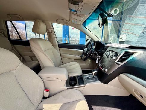 Used 2011 Subaru Outback 2.5i Premium AWD/4WD image 41